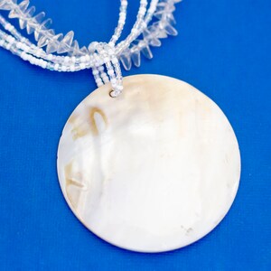 18 inch, Vintage Necklace, Mother of Pearl Necklace, Pendant Necklace, White Beads Necklace, Elegant Necklace - D34