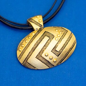 18 inch, Vintage Necklace, Gold Tone Oval Necklace, Black Double Lace Necklace, Victorian Necklace - D3