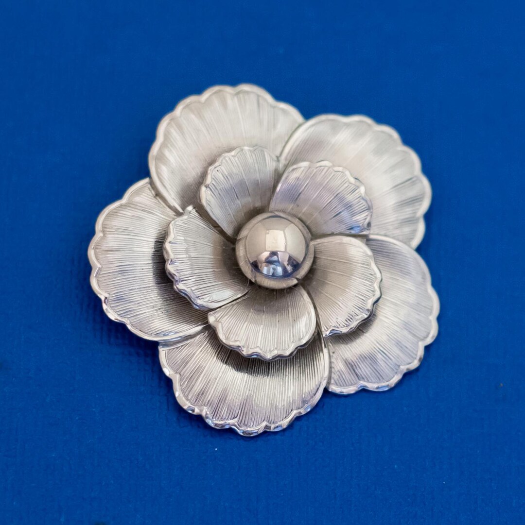 Vintage Ton Argenté Marcassite Onyx Noir Forme Ovale Broche