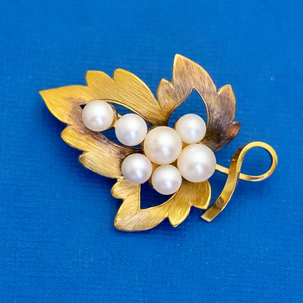 Vintage Brooch, Gold Filled Brooch, White Faux Pearls Brooch, Art Nouveau Brooch, Elven Leaf Brooch, Autumn Fall Leaves Brooch - D14
