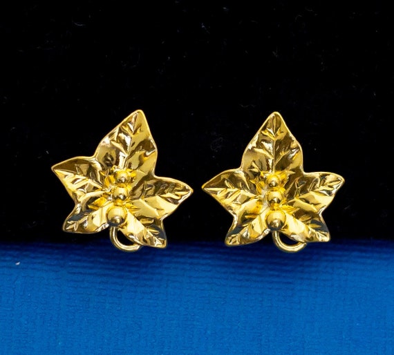 Vintage Clip On Earrings, Gold Tone Earrings, Art… - image 1