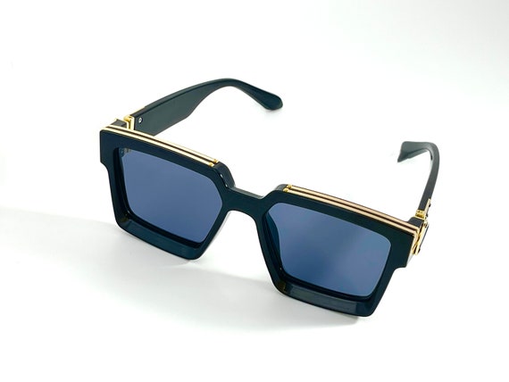 Louis Vuitton My Monogram Anti-Blue Light Glasses Black Blue Acetate & Metal. Size W