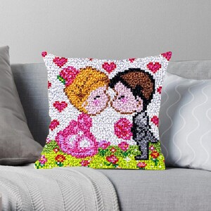 Pillow Latch hook Kit Cartoon Kiss Pillow Pattern Design Canvas Knit Cushion Embroidery 16"x16" (40x40 cm) Carpet Crocheting