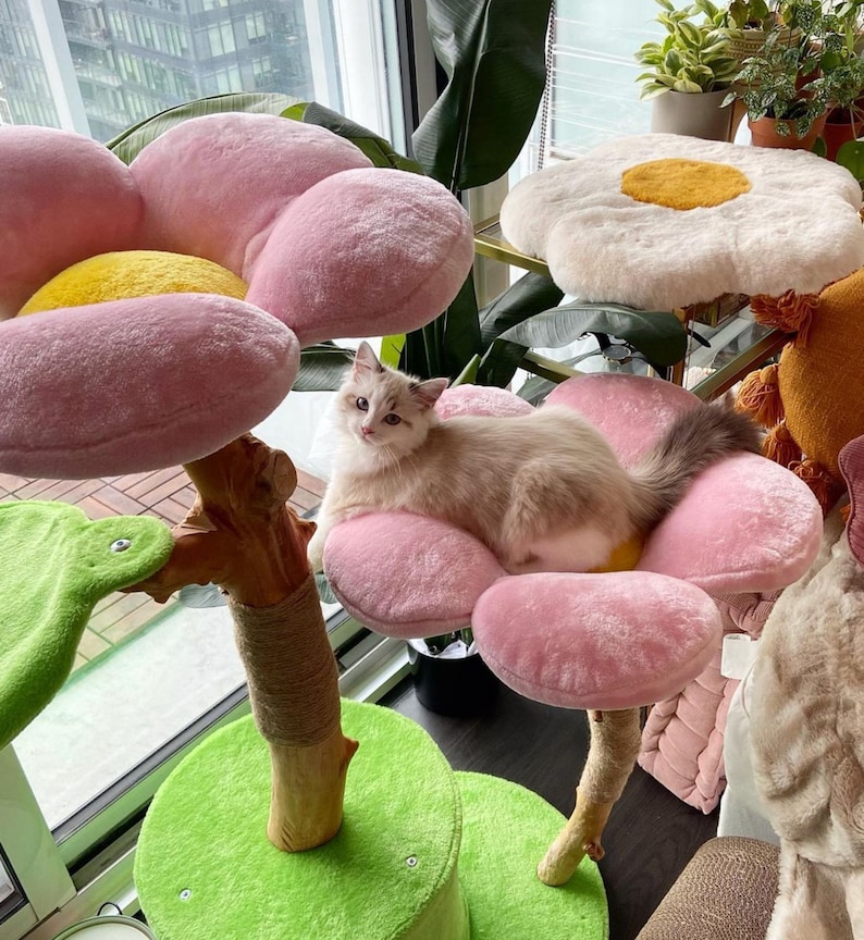 Torre de árbol de gato floral de madera, torre de gato de madera, árbol de gato moderno, muebles de gato, regalo de gato, condominio de gato de lujo, árbol de gato de flores tamaño XL imagen 4