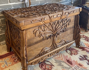 Tree of life wooden chest, trunk coffee table, Hope chest, blanket trunk, wooden storage chest, vintage chest
