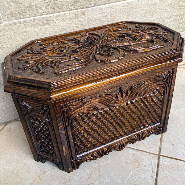 Ottoman wooden chest, Large treasure chest, hope chest, vintage hope chest ,storage chest