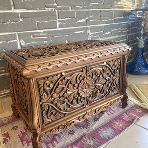 Ottoman carved trunk coffee table , large hope chest, blanket trunk, handmade vintage cedar chest, engraved storage chest image 2