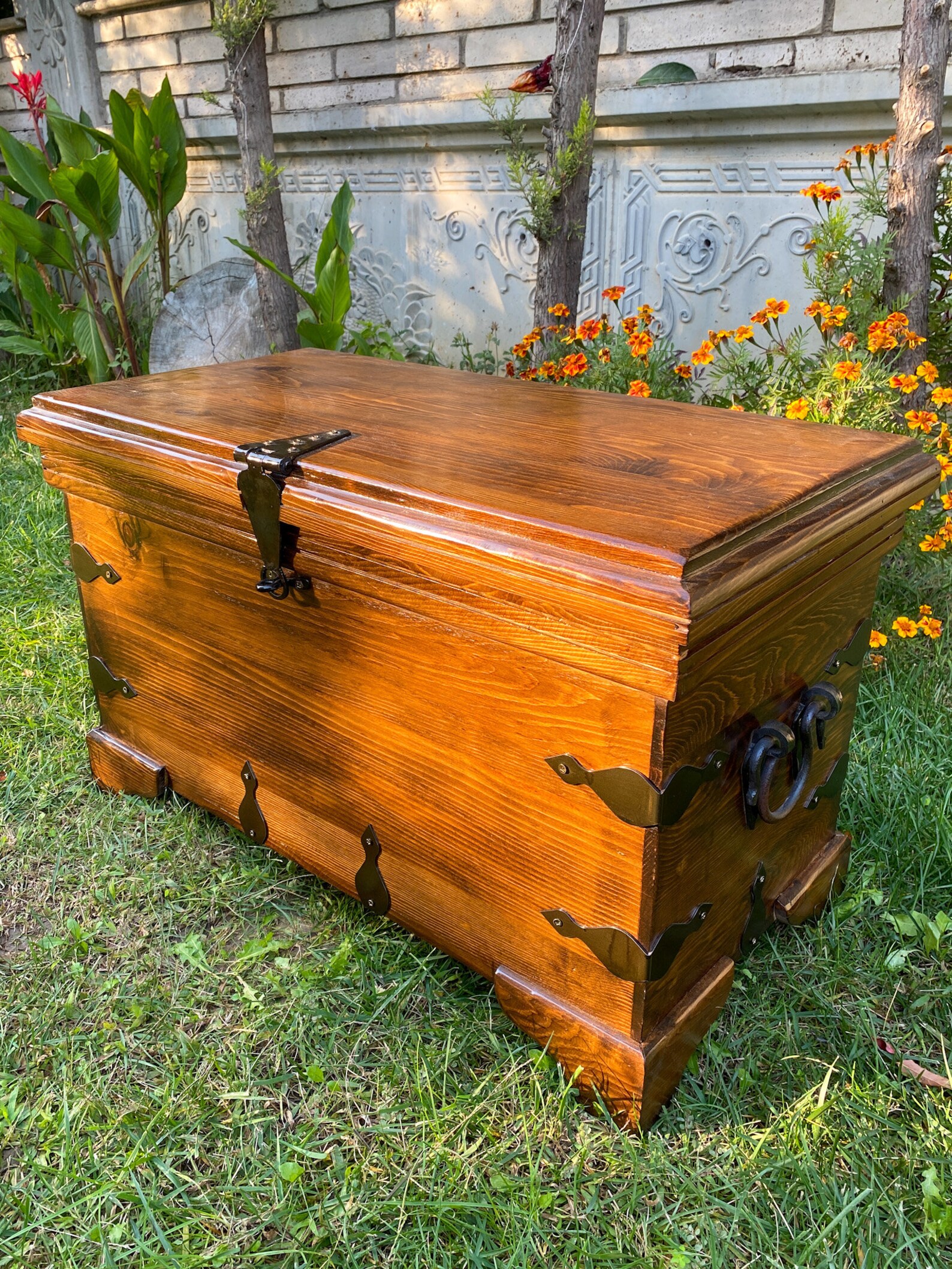 Large Treasure Chest Trunk Coffee Table Blanket Trunk Etsy