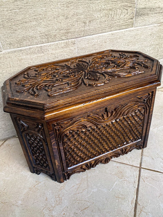 Antique 2024 hope chests