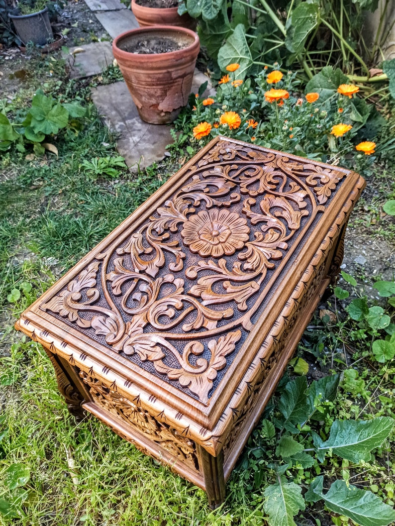 Ottoman carved trunk coffee table , large hope chest, blanket trunk, handmade vintage cedar chest, engraved storage chest image 6