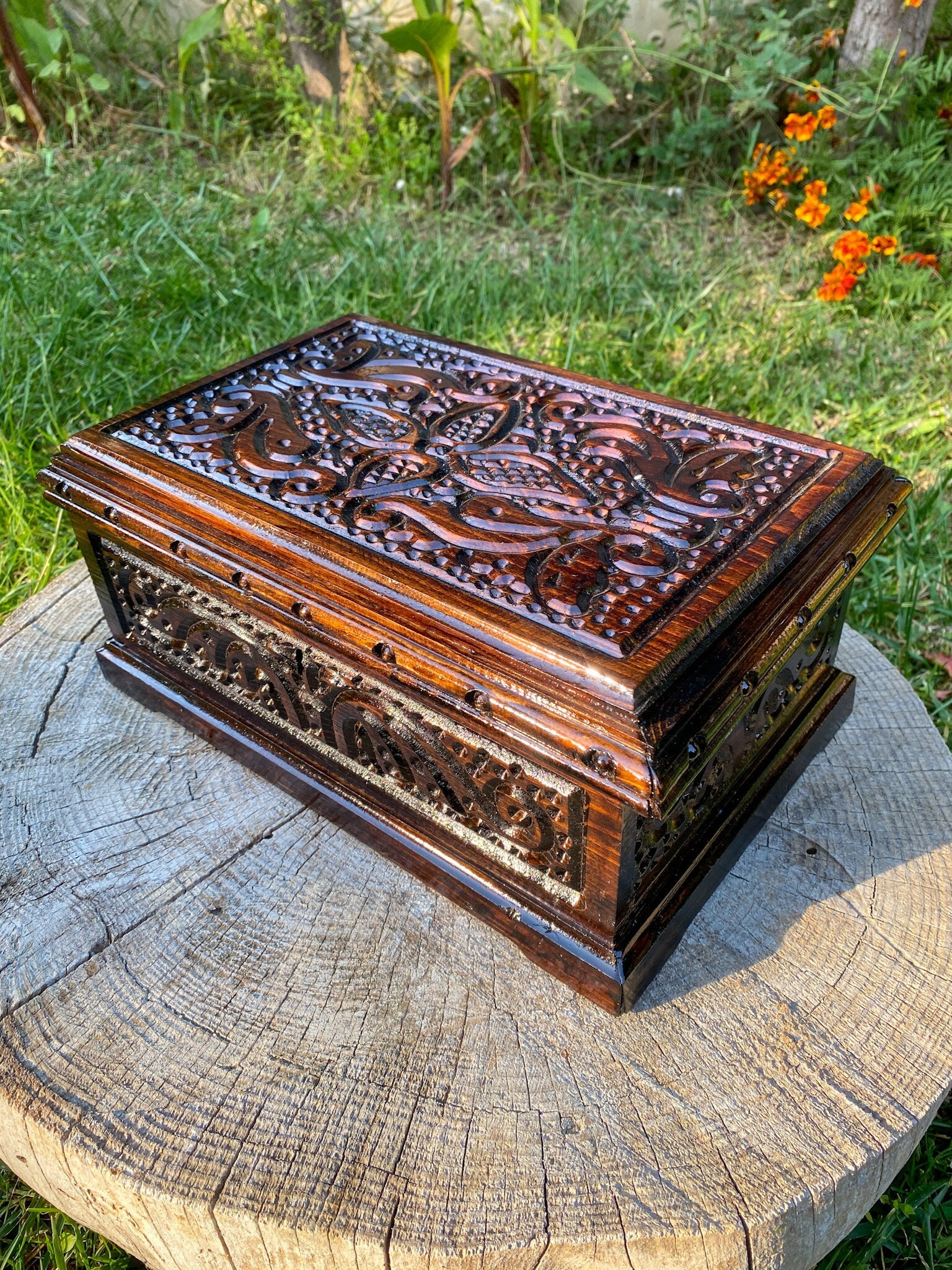 Wooden locking box,Vintage chest with key,Carved wooden jewelry box,Walnut treasure chest,Large jewlery box, gift for mom