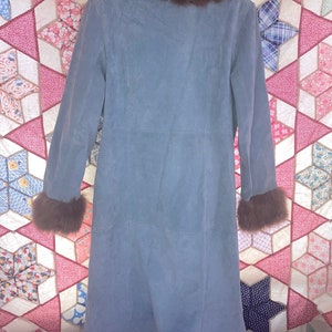 Vintage blue leather coat, Wilsons Leather, Faux fur image 5