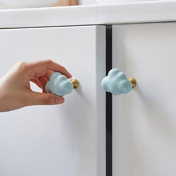 Clouds Knobs Handle,Children's Room Knobs,Nursery Room Knobs,Ceramic Clouds Knobs,Kid Door Knobs,Cute Knobs,Dresser Knobs,Drawer Pulls Knob