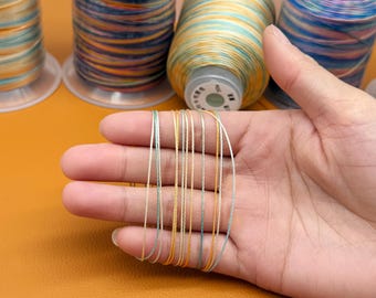 Hilo de poliéster encerado de colores: cordón para trabajos en cuero y fabricación de joyas.