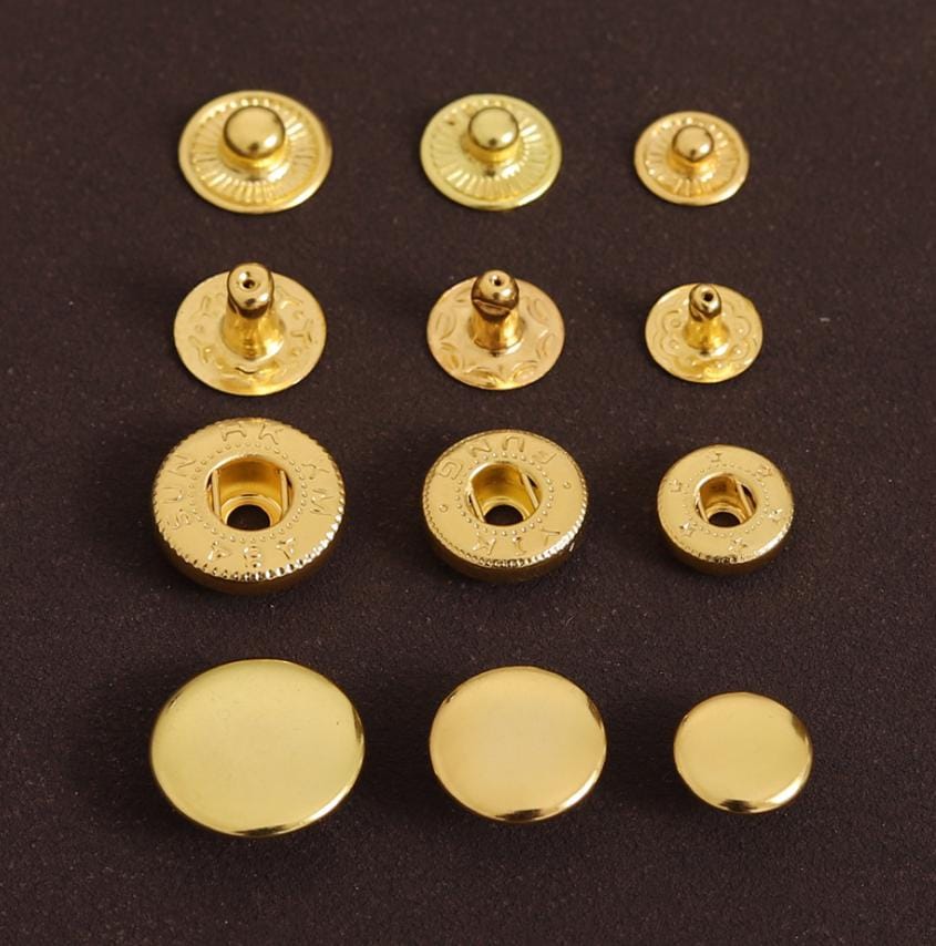 LOUIS VUITTON モノグラムボタン　8個セット Louis Vuitton Button - Etsy