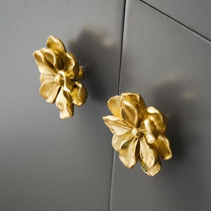 Bloem messing knoppen handvat, bloemen knop trekt, gouden rozen trekt, ladeknop, garderobeknop, bloemknop, kastknoppen modern, kasthardware