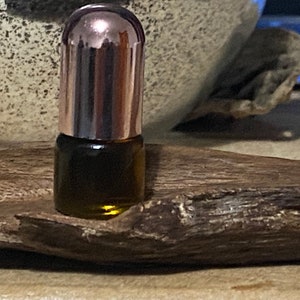 1ml of Sumatra pure Agarwood oudh oil attar from Indonesia, UK Seller دهن عود سوماطرا من اندونيسيا