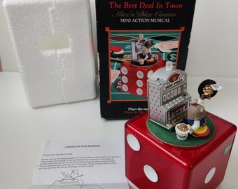 Enesco Vintage Music Box - the Best Deal in Town - Mice'n 'dice