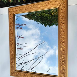 Elegant Vintage Gilt Mirror – Rococo Revival Wall Mirror – Ornate Baroque Frame – Gold Leaf Finish – French Style Interior Glam Overmantel