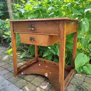 Art Deco side table / school table / sewing table - handcarved - Exclusive Dutch decor - Jugendstil Europe