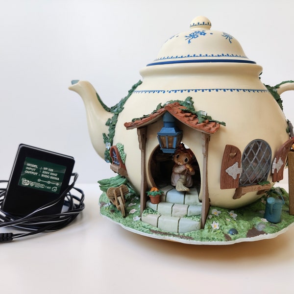 Enesco Mice Vintage Music Box - Oh, wat een mooie ochtend - Teapot Bungalow - Small world of Music - Illuminated Deluxe Multi-Action 1991