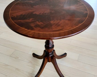 Antique side table / wine table - wood - Biedermeier / Empire style - Exclusive English country house - 1920