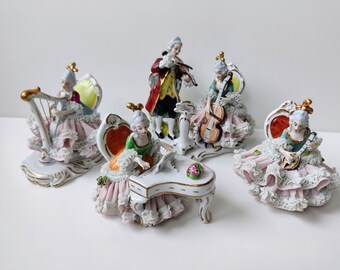 【VINTAGE】IRISH DRESDEN チェロ Dresden Large Porcelain Figurine Five Musicians Playing Lace