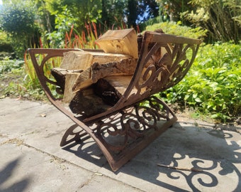 Fire wood storage living room decoration - wrought iron / cast iron - Victorian home decor - farm living farmestyle brocante fireplace