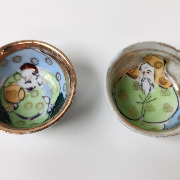 Antique Japanese porcelain Kutani Sake Cup (2) - Shichifukujin - Gods of Fortune - handpainted - 1900 - 1930