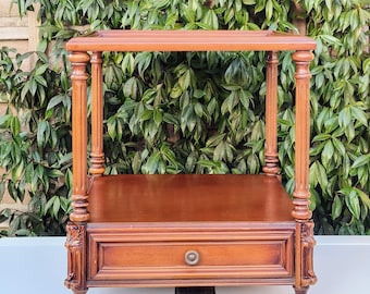 Antique English Side Table / Tea Table with Two-Tier Design – Ornately Carved Legs – Exclusive Country House Coffee Table Decor