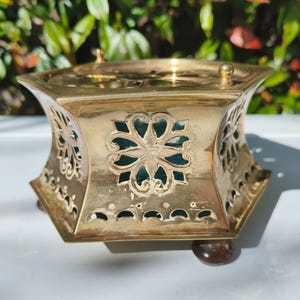 Vintage English Brass Tealight Warmer – Ornate Pierced Hexagonal Teapot Heater with Lid – Victorian Style Table Decor