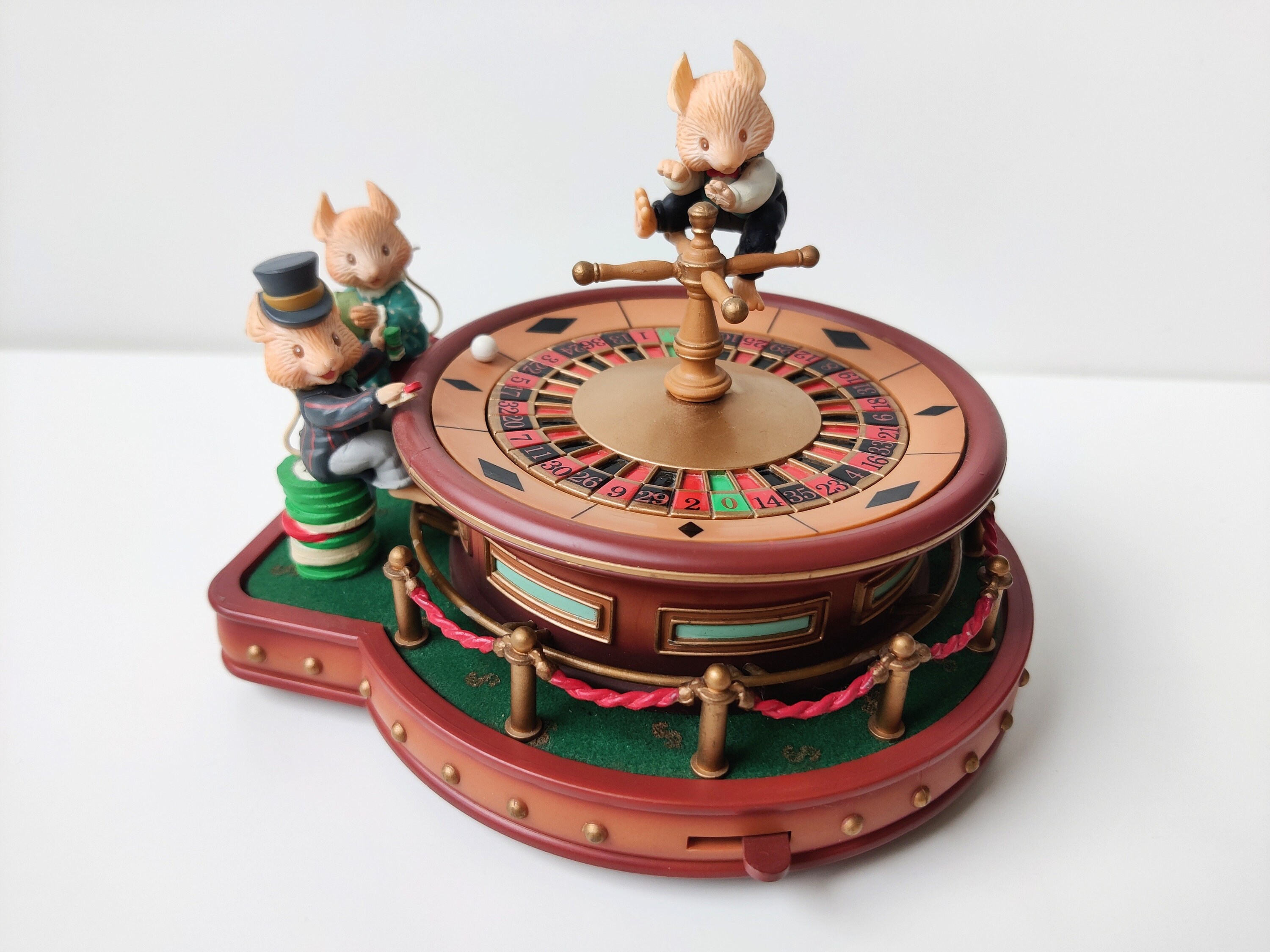 Enesco Mice Vintage Music Box Wind up Musicbox Weeling & Dealing We're