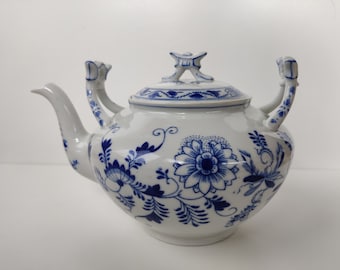 Original Antique Zwiebelmuster - Louis Regout - Teapot - European handpainted quality - Hutschenreuther Meissen