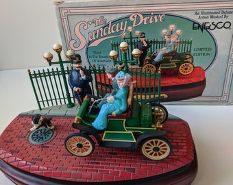 Enesco Music Box Vintage - The Sunday Drive - East Side, West Side - Victorian Scene - Deluxe Multi-Action 1988 collectors item