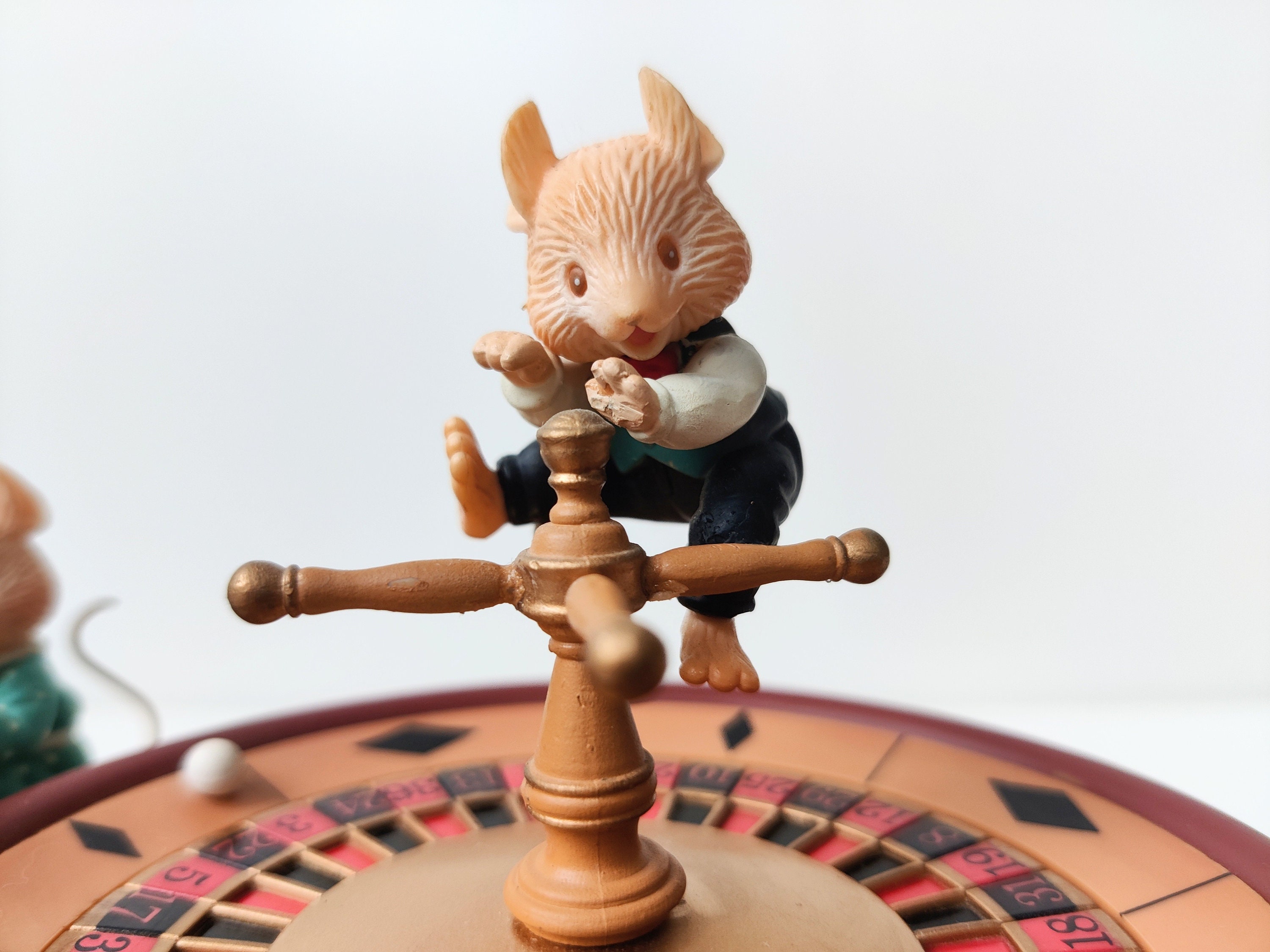 Enesco Mice Vintage Music Box Wind up Musicbox Weeling & Dealing We're