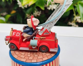 Enesco Music Box - Mice Vintage Wind up Musicbox - Fire Department
