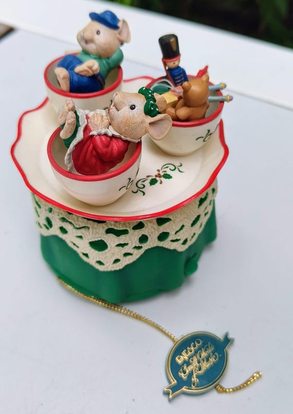 Enesco Wind-up Music Box - Teacup & Mice Tea for Two - A Cup of