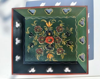 Vintage Dutch Hindeloopen Hand-Painted Folk Art Tray – Traditional Friesland Decorative Piece – Wooden Floral Serving Tray