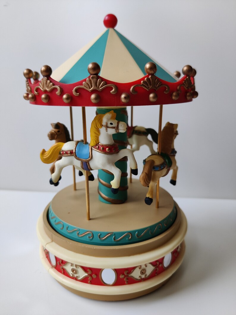 Enesco Vintage Music Box windup musicbox Carousel Waltz Etsy.de