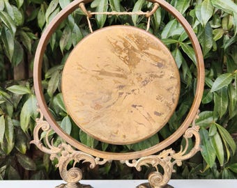 Antique Copper Gong with Mallet on Stand – Indonesian House Gong for Meditation, Spiritual Ceremonies, Sound Therapy, and Sound Healing