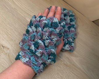 Dragon Scale Fingerless Gloves