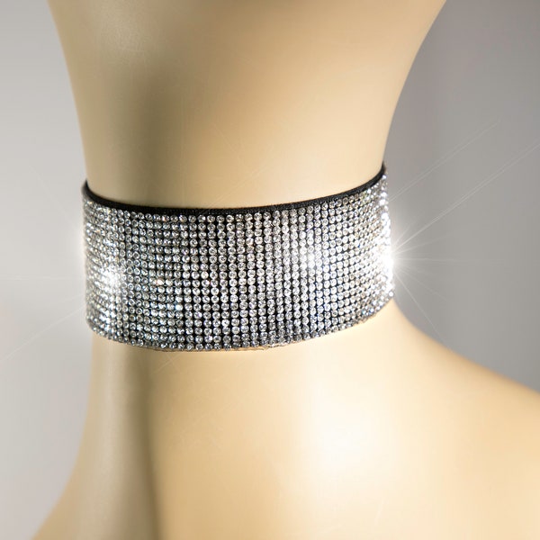 Rhinestone Bow Decor Choker