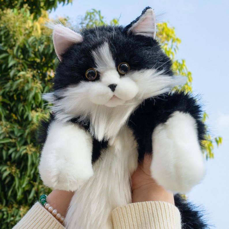 Chongker sac à dos en peluche réaliste chat noir et blanc cadeaux chat mignon mode nouveauté sac cadeau pour amoureux des chats image 3