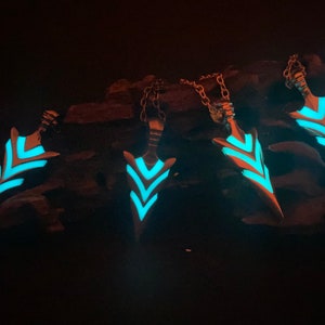 Arrowhead Glow In The Dark Necklace.