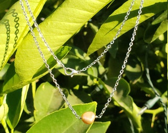 Handcrafted MilyRocks Bright gold pearl solitaire necklace