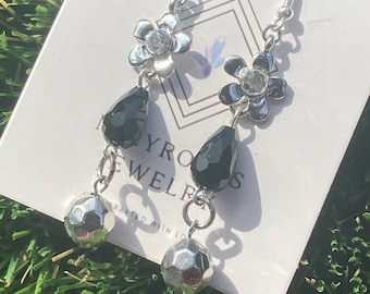 Handcrafted MilyRocks Flower black crystal silver earrings