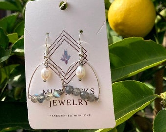 Handcrafted MilyRocks Labradorite & cream pearl earrings