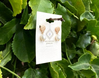 Handcrafted MilyRocks Pearl earrings