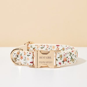 Hondenhalsband met strik, gepersonaliseerde halsband met bloemenprint en gegraveerde naam, halsband voor kleine jongen, hondenhalsband en riem voor meisjes