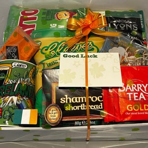 Irish Gift Hamper | Ireland Snack Gift | Gift Box from Ireland | Ireland Shamrock Shortbread | St Patrick’s Day Snack Box | Paddy’s Day